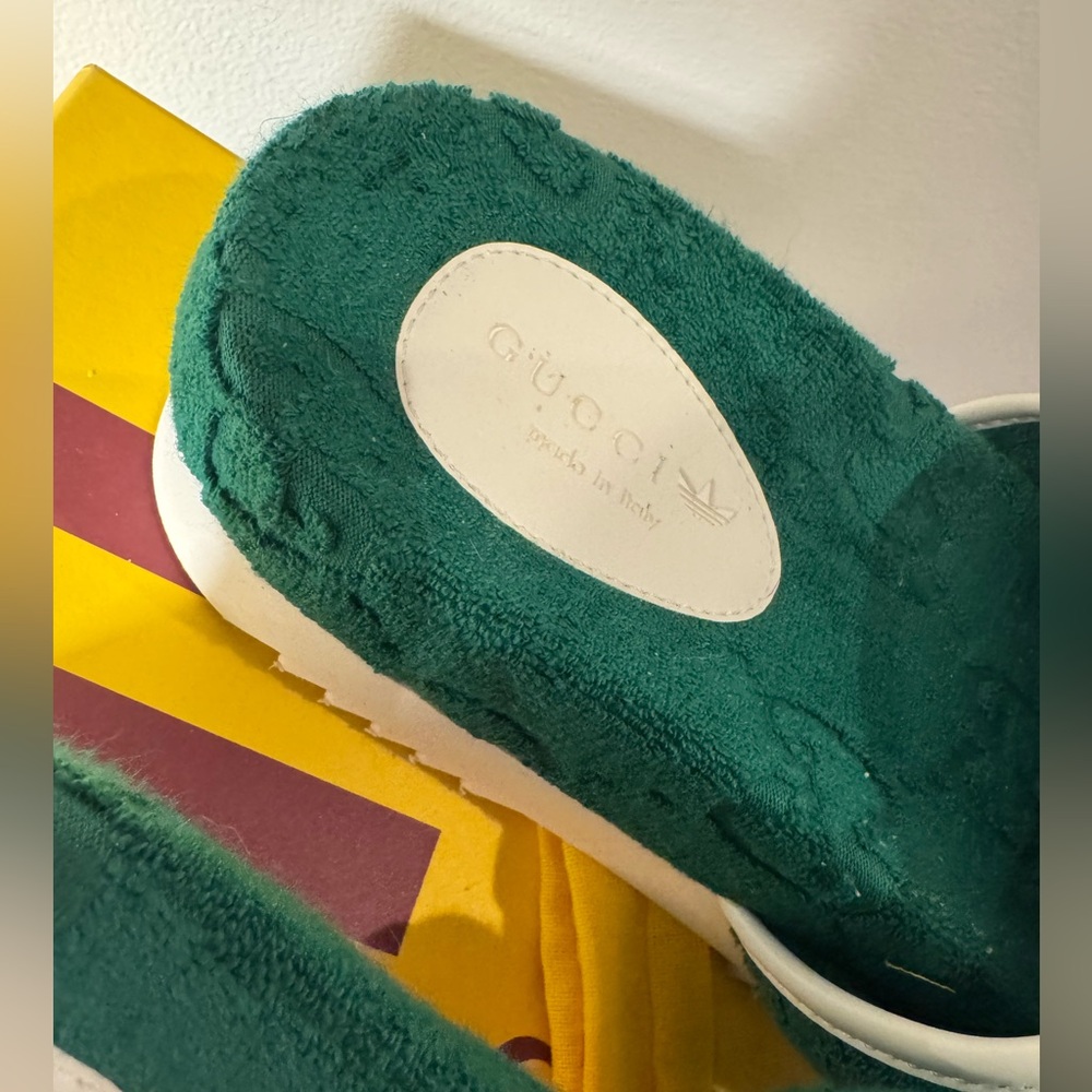 Gucci x Adidas Green Terry Slide Sandals (EU 39 / Women’s US 9) - Picture 7 of 10
